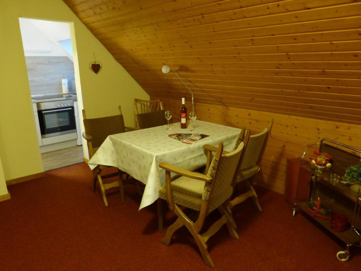 Haus Wald-Eck Apartment Schmallenberg Bagian luar foto